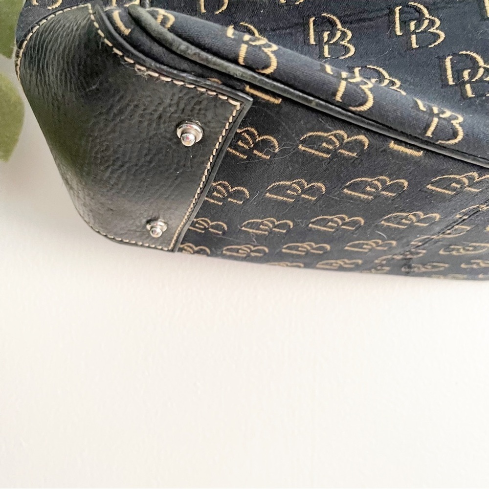Dooney & Bourke Black Signature Print Purse - Picture 11 of 15